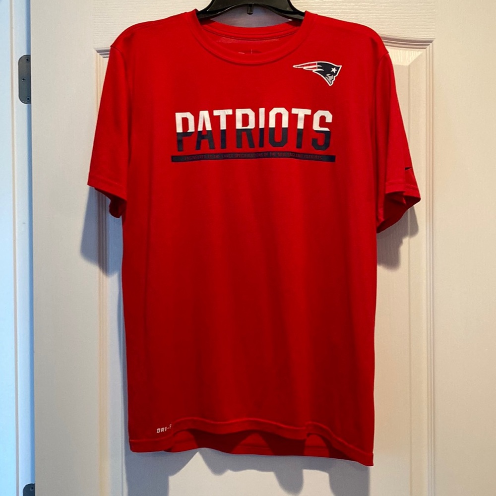 Nike Dri-Fit New England Patriots tee